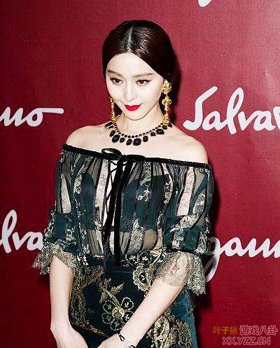 ����쭱�Ѫ��͸��װŮ���Ը�PK