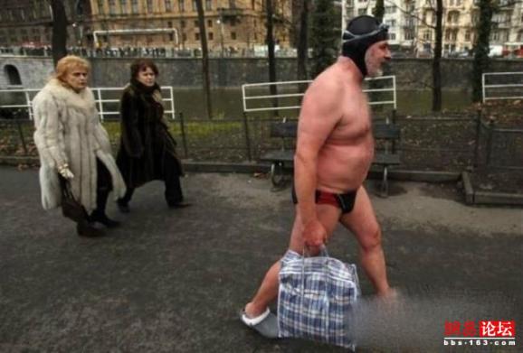 �̵㿴����Լ�е�ţ��ţͼ ��ЦͼƬ